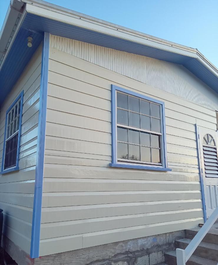 T.Cole’s Holiday Rental Saint James Exterior foto